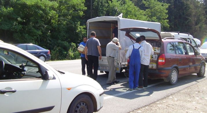 Entladung der Hilfsg&uuml;ter in Rum&auml;nien